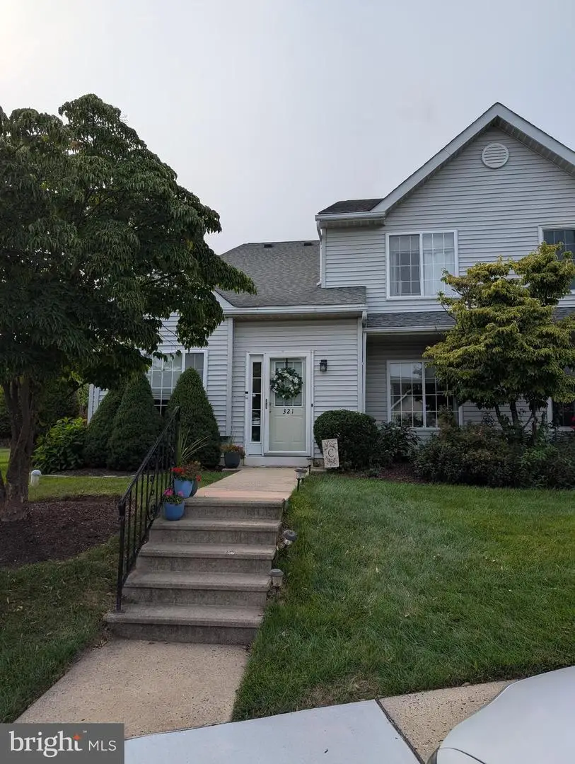321 Wind Ripple Ct, Harleysville, PA 19438 - #1