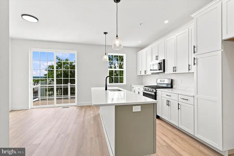 207 W Eighth St, Bridgeport, PA 19405 - #2
