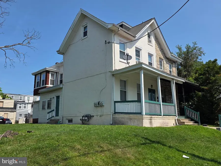 709 George St, Norristown, PA 19401 - #3