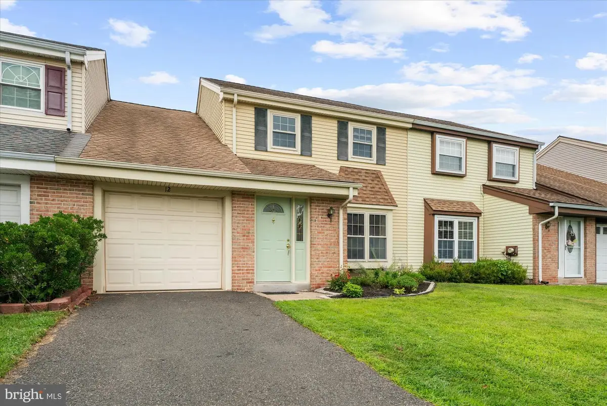 12 Forrester Rd, Horsham, PA 19044 - #1