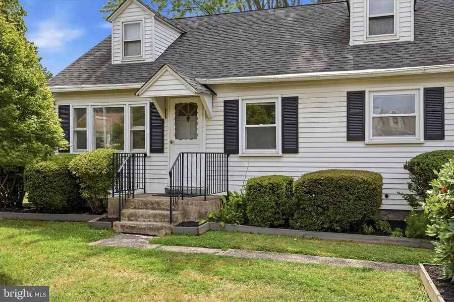 321 Clear Spring Rd, Lansdale, PA 19446 - #2