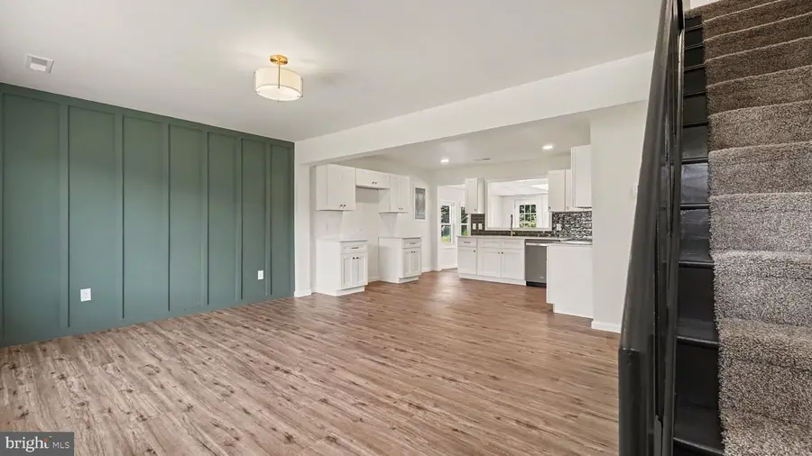 351 W Beech St, Pottstown, PA 19464 - #3