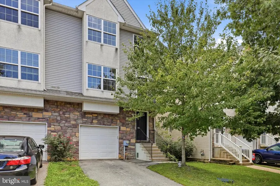 742 Cedar St, Norristown, PA 19401 - #2