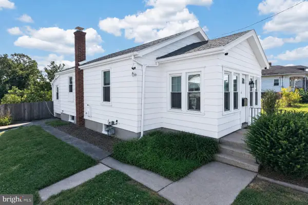 319 Berks St, STOWE, PA 19464