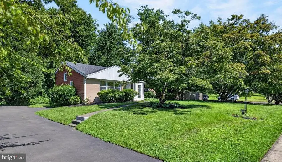 840 Pembroke Rd, Rydal, PA 19046 - #2