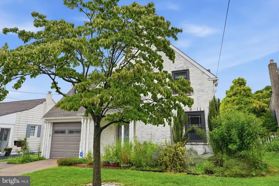 215 Evans Ave, Willow Grove, PA 19090 - #2