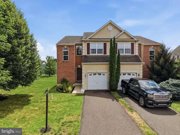 526 Clearview Dr, SOUDERTON, PA 18964