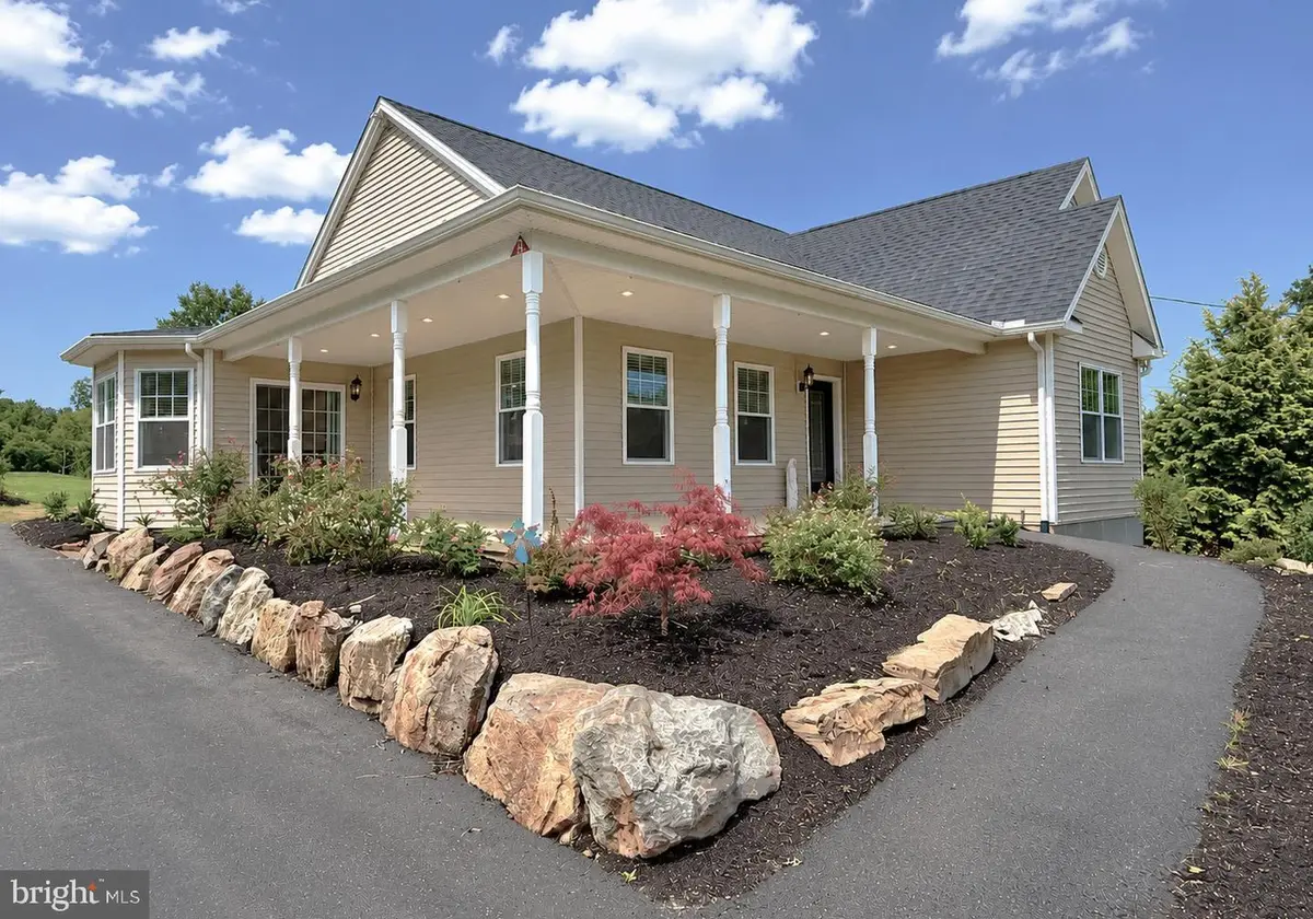 101 Cirak Ave, East Norriton, PA 19403 - #1