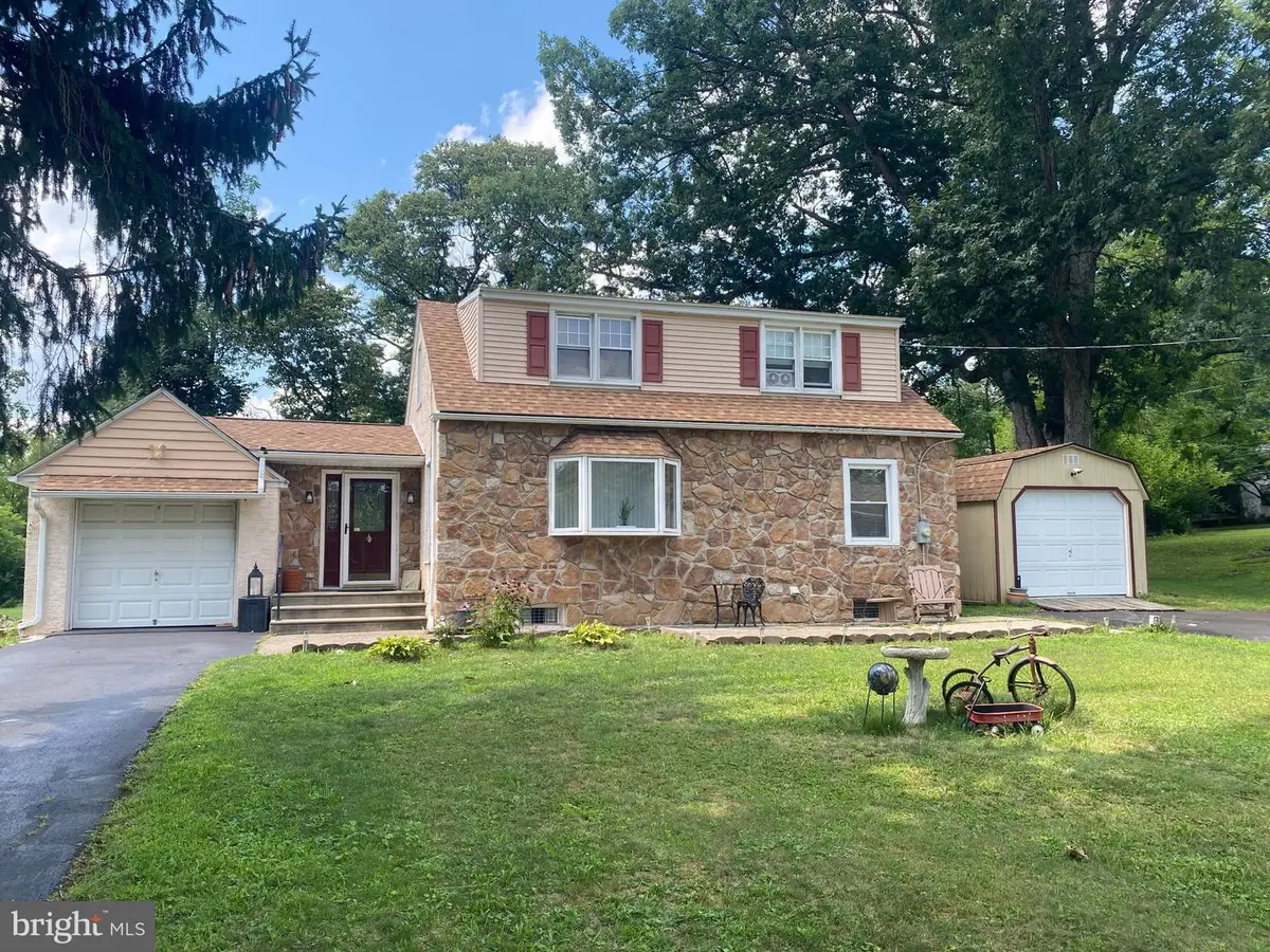 2181 Yerger Rd, Pottstown, PA 19464 - #1