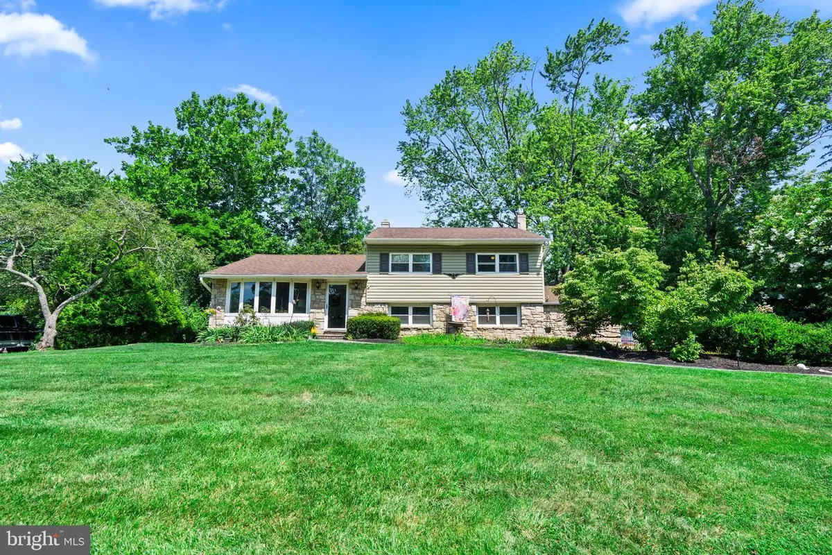 708 Oak Terrace Dr, Ambler, PA 19002 - #1