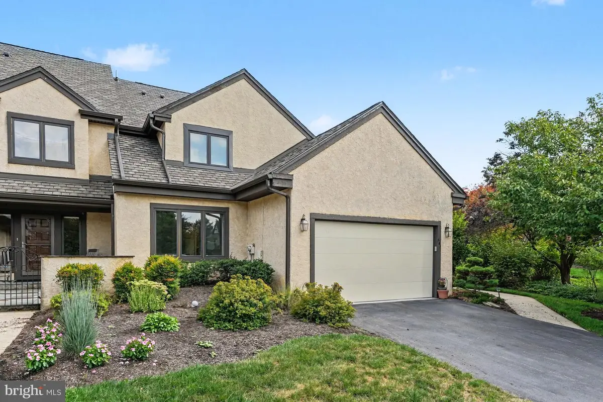 944 Hedgerow Ct, Blue Bell, PA 19422 - #1