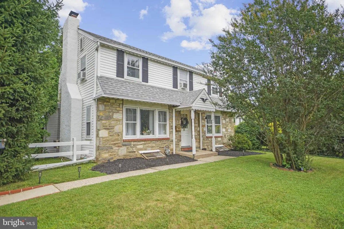 2111 Rush Rd, Abington, PA 19001 - #1