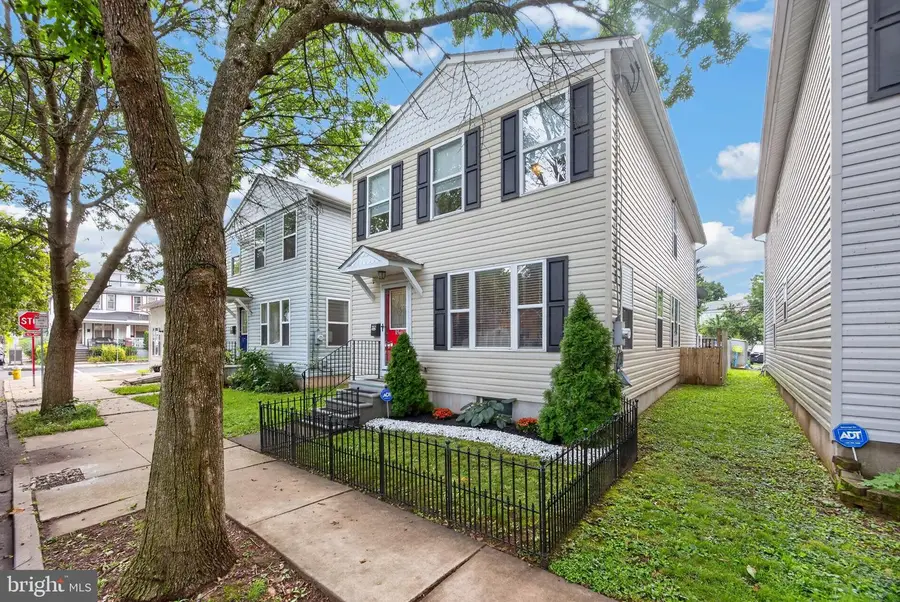 1156 South St, Pottstown, PA 19464 - #2