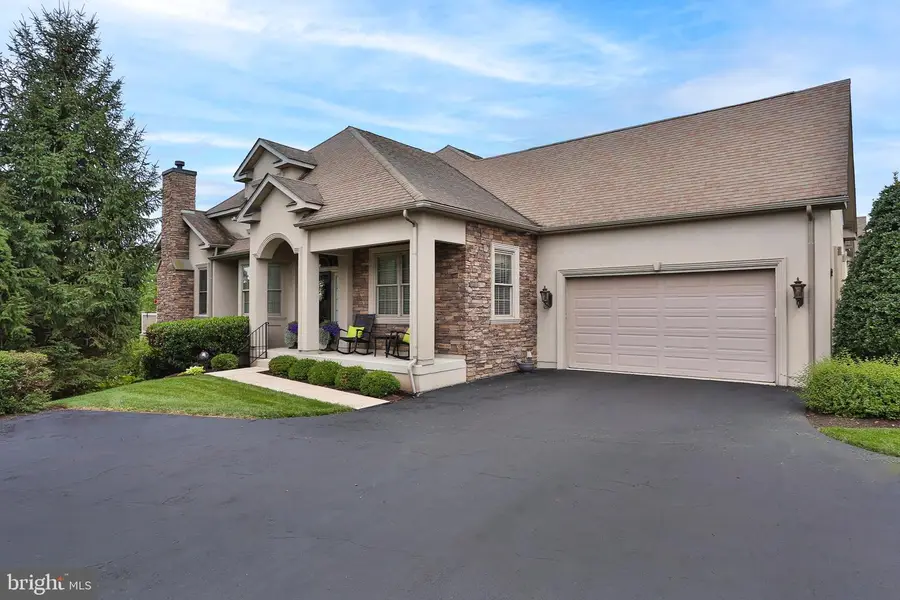 229 Country Club Dr, Telford, PA 18969 - #3