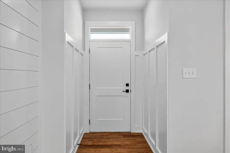 401 Isabelle Ct #101, Harleysville, PA 19438 - #3