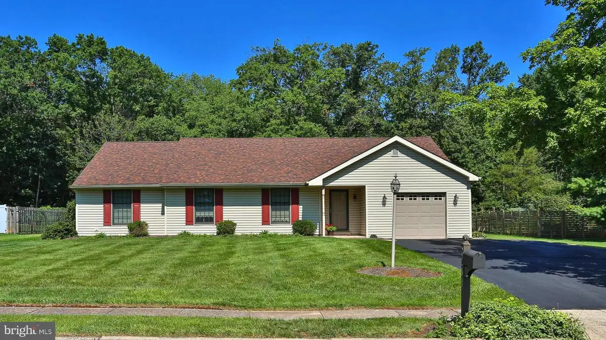 2001 Foster Rd, Hatfield, PA 19440 - #1