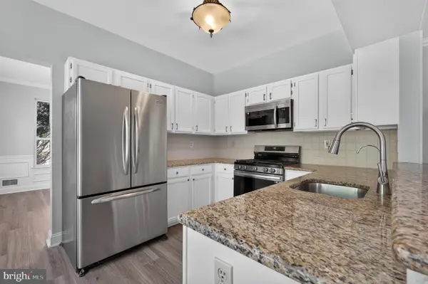108 Equestrian Ln #, SCHWENKSVILLE, PA 19473