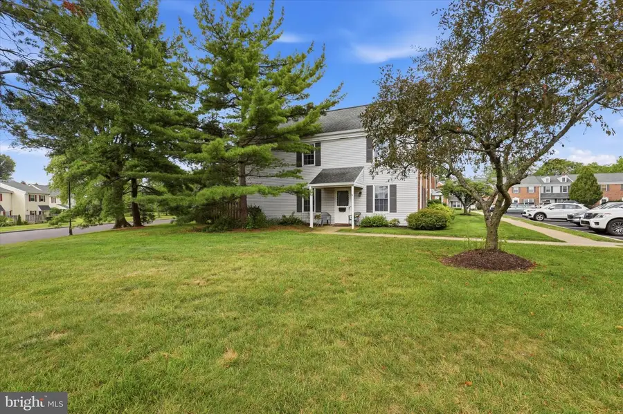 325 Christopher Ct, Lansdale, PA 19446 - #2