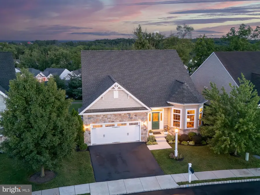 2242 Chandler Ln, Schwenksville, PA 19473 - #2
