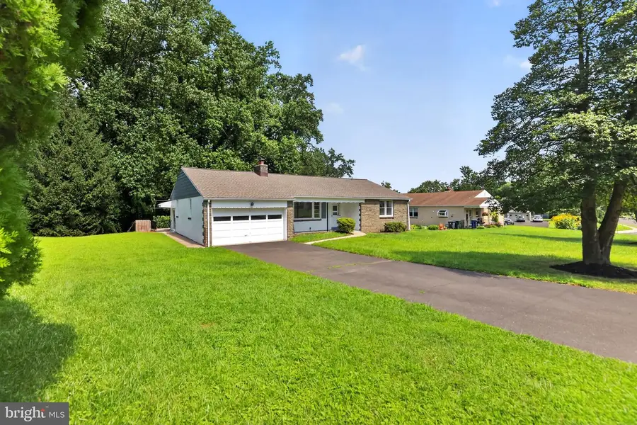 911 Delene Rd, Jenkintown, PA 19046 - #2
