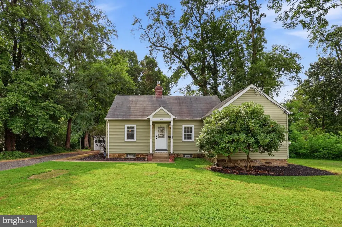 925 Gilbert Rd, Cheltenham, PA 19012 - #1