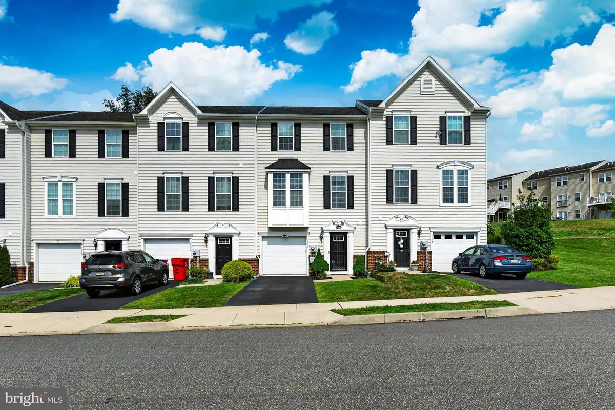 1114 Sageview Dr, Pottstown, PA 19464 - #1