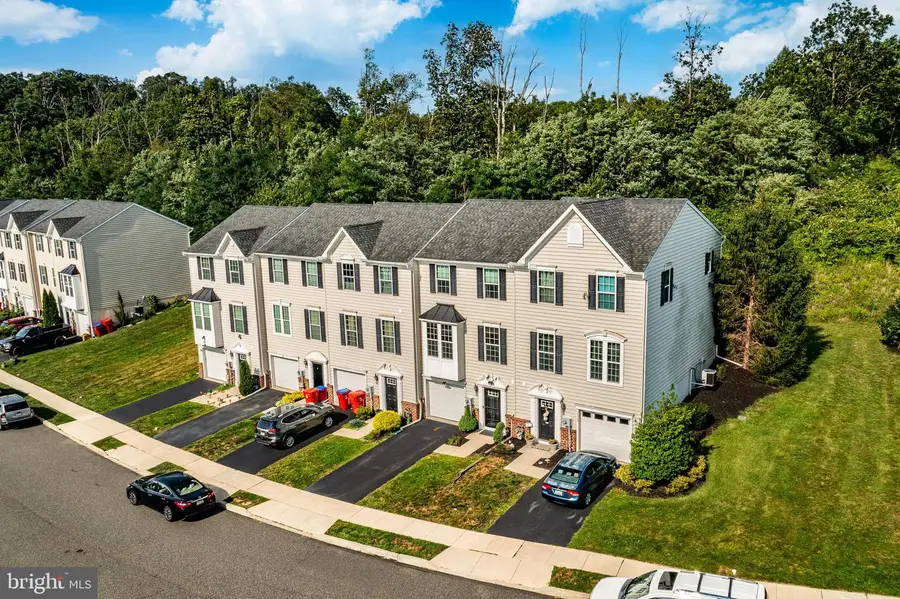1114 Sageview Dr, Pottstown, PA 19464 - #2