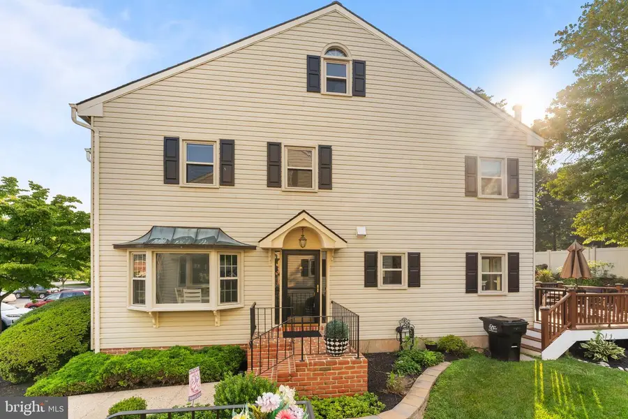 237 Georgetowne Ct, Royersford, PA 19468 - #3