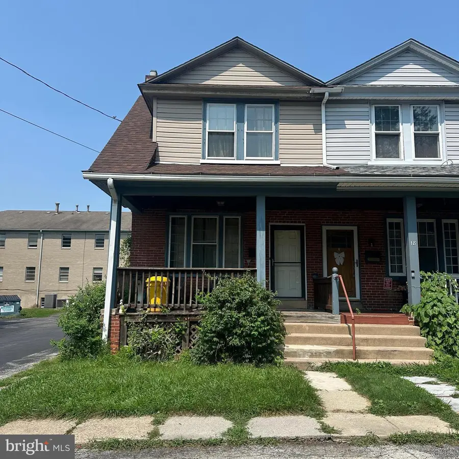 16 N Wyoming Ave, Ardmore, PA 19003 - #2