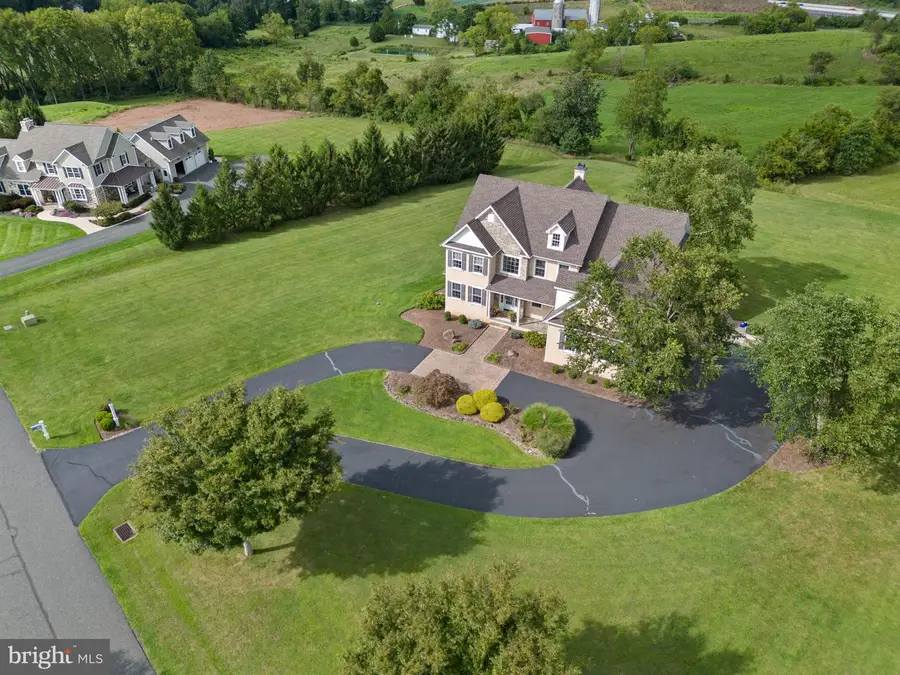 521 Dewar Dr, Telford, PA 18969 - #2