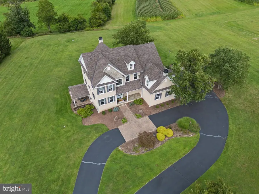 521 Dewar Dr, Telford, PA 18969 - #3