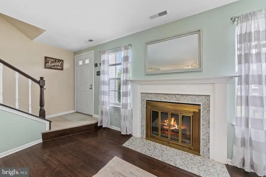 53 Bark Hollow Ln, Horsham, PA 19044 - #2