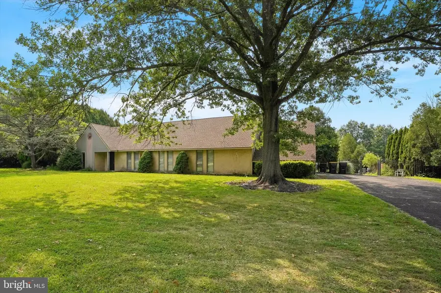 406 Lower State Rd, North Wales, PA 19454 - #3