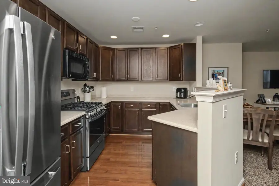 2075 Morgan Hill Dr #m30, Pennsburg, PA 18073 - #3