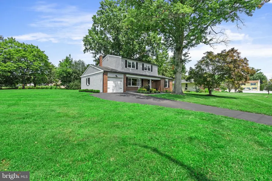 2207 Old Arch Rd, Norristown, PA 19401 - #3