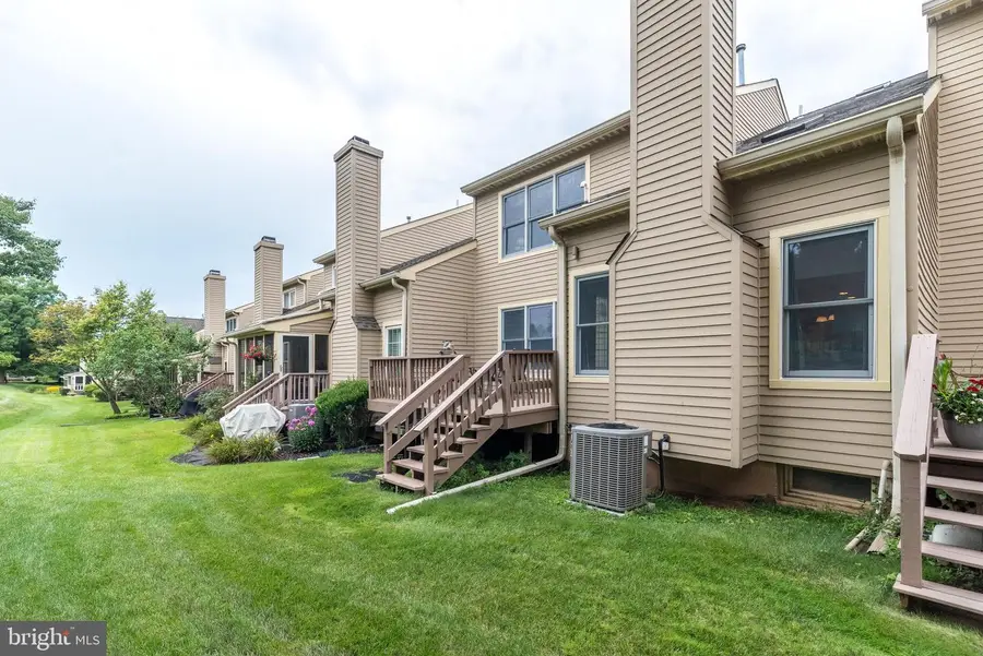203 Pinecrest Ln, Lansdale, PA 19446 - #3