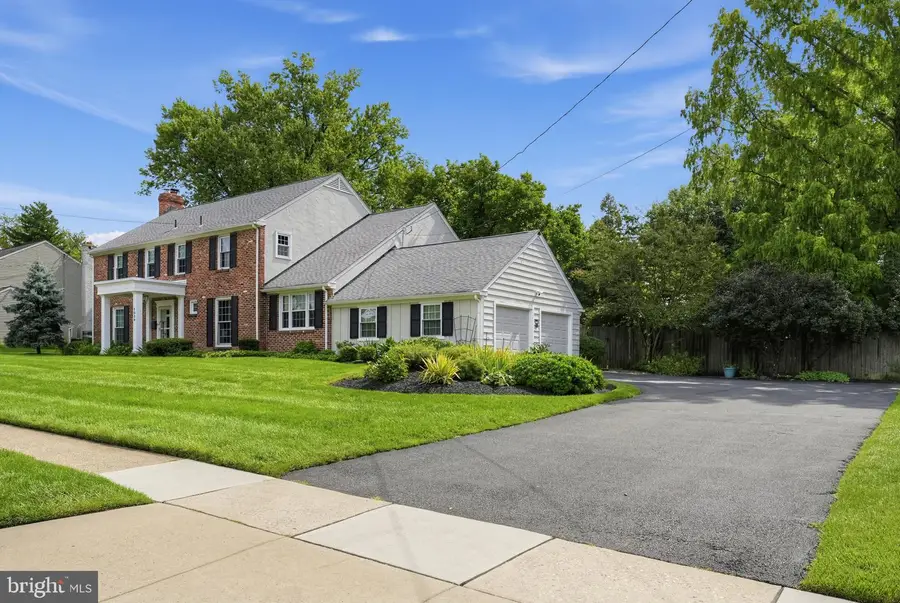 1039 Stevens Dr, Fort Washington, PA 19034 - #2