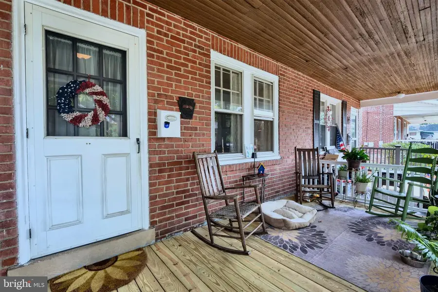 113 S 7th St, North Wales, PA 19454 - #2
