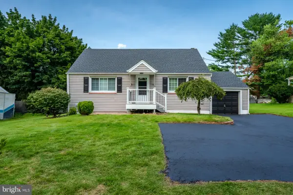 955 Bridge Rd, COLLEGEVILLE, PA 19426