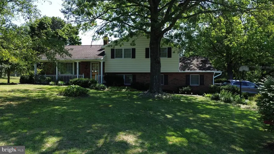 2862 New Hanover Square Rd, Gilbertsville, PA 19525 - #2