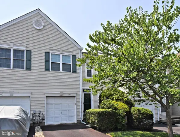 705 Santa Anita Dr, NORTH WALES, PA 19454