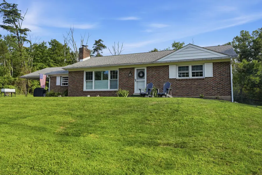2050 Price Rd, Pennsburg, PA 18073 - #3