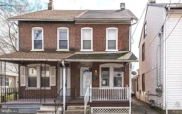 424 Beech St, Pottstown, PA 19464 - #1