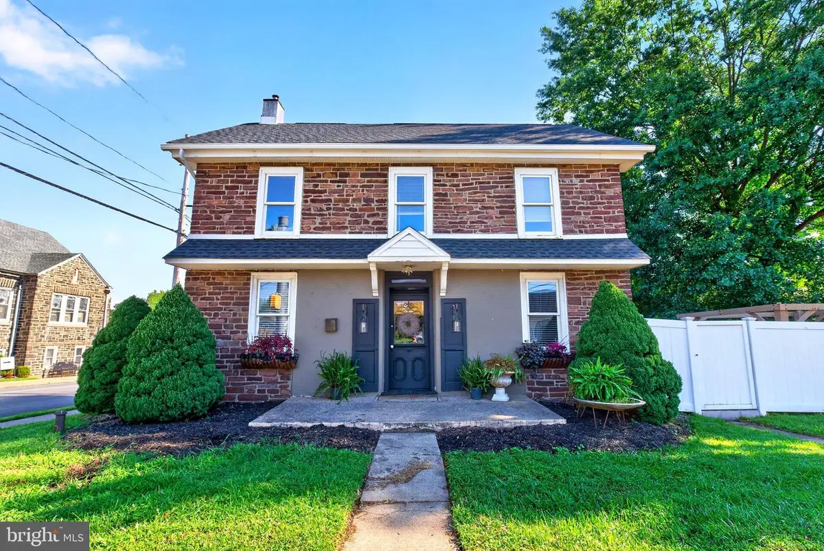 301 S Main St, Telford, PA 18969 - #1