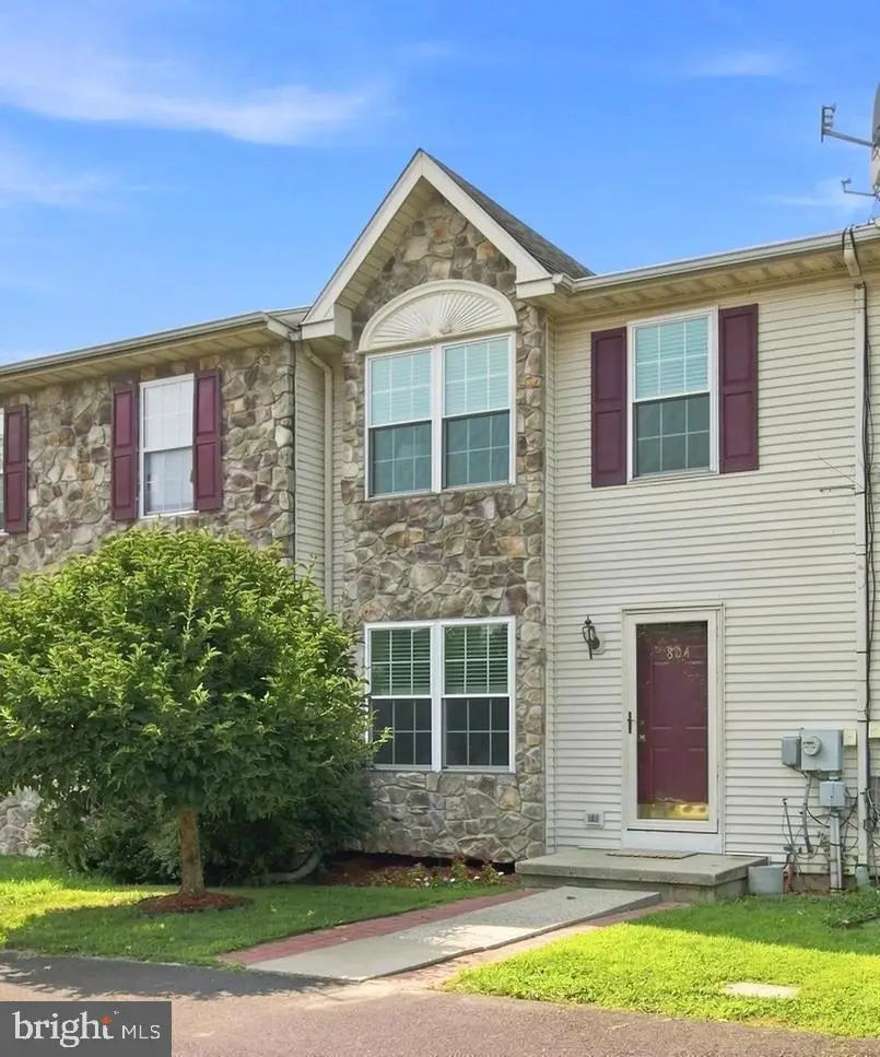 804 Dogwood Ln, Collegeville, PA 19426 - #2