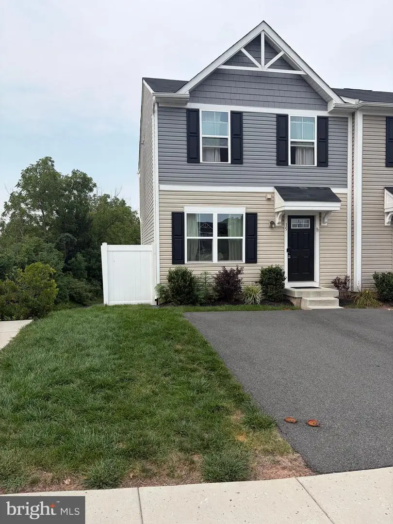 15 Castle Dr, Gilbertsville, PA 19525 - #3