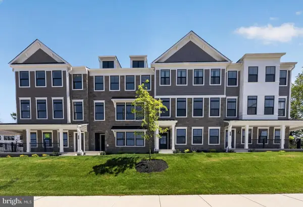 427 Pennybrook Ct #8 Redford End, FLOURTOWN, PA 19031