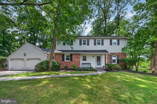 399 Woodlyn Dr, COLLEGEVILLE, PA 19426
