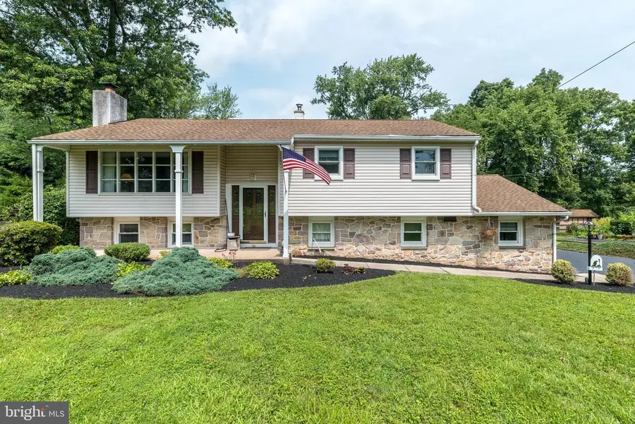 2301 Welsh Dr, Pottstown, PA 19464 - #2