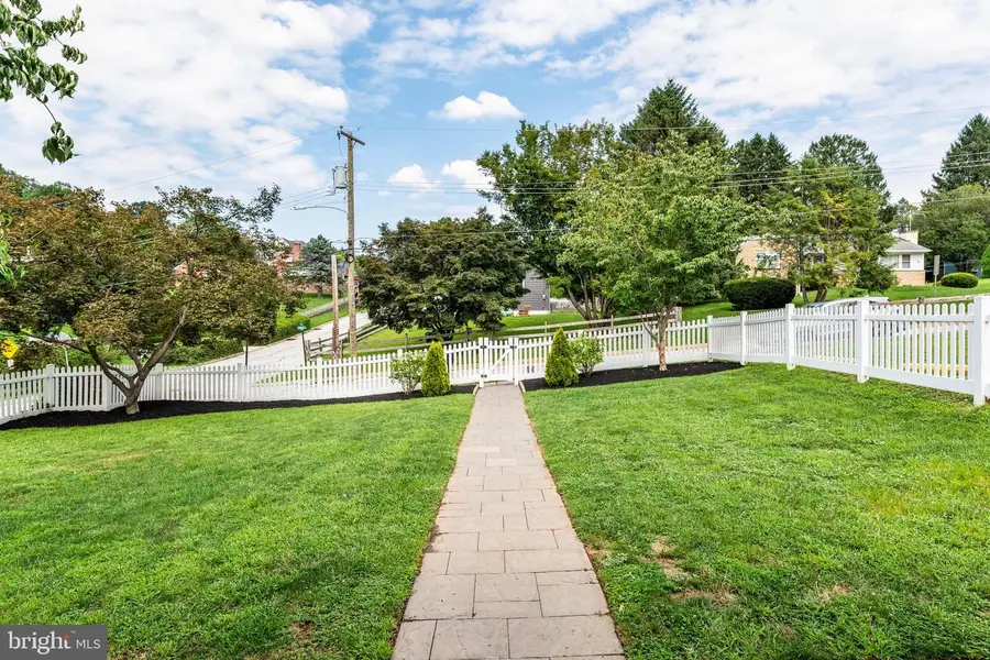 225 Church St, West Conshohocken, PA 19428 - #3